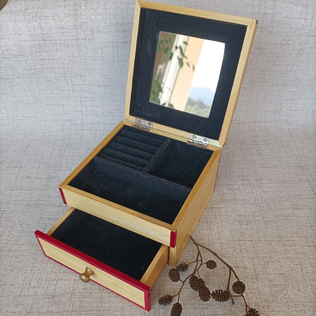 Boîte à bijoux 